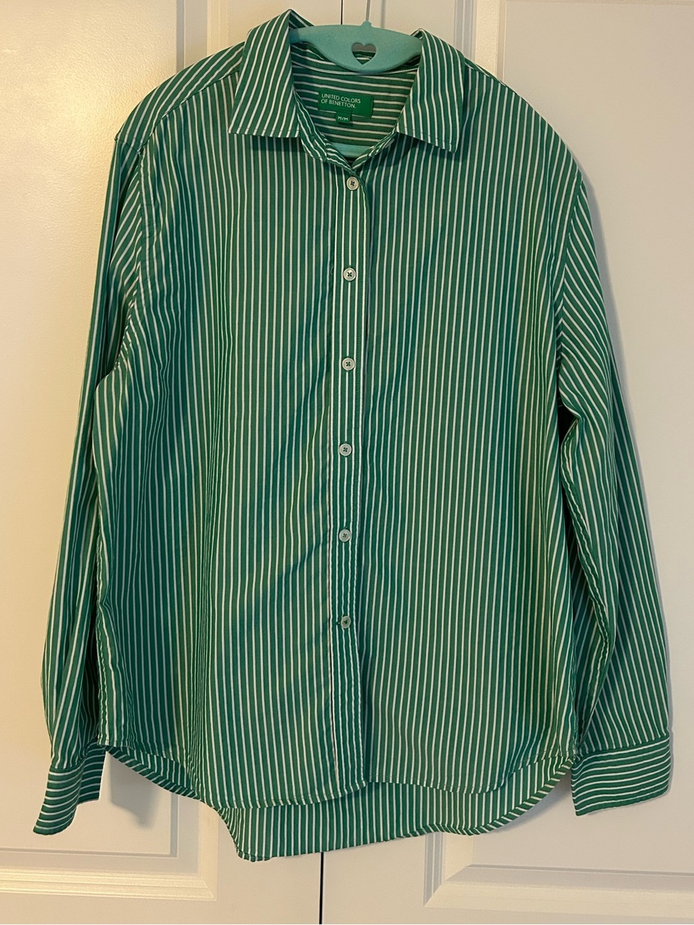 United Colors of Benetton button-down shirt green and white vertical stripe M